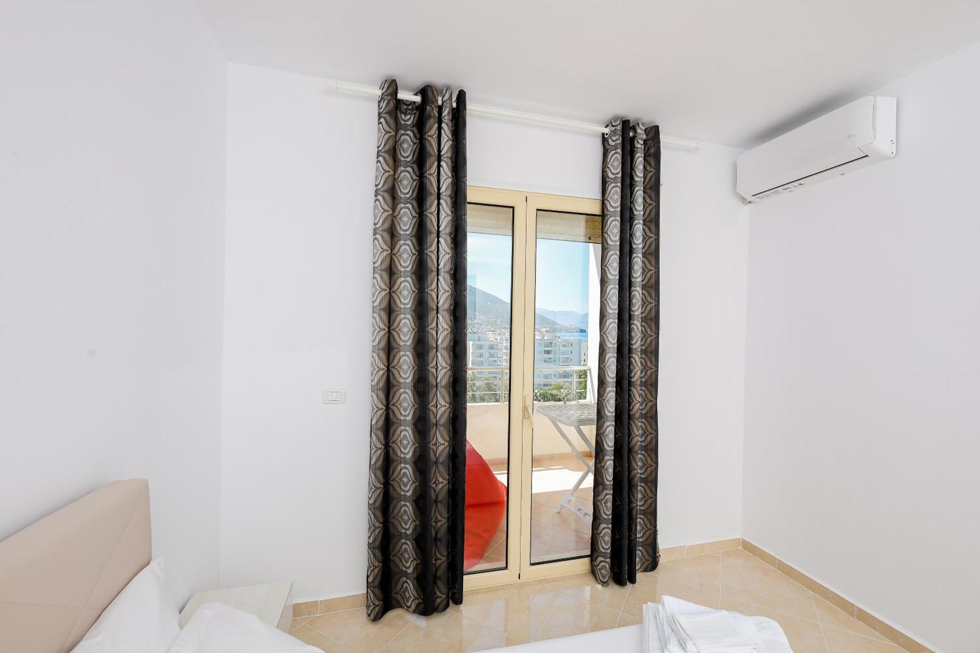 Sea Gem Apartment Vlorë Екстериор снимка